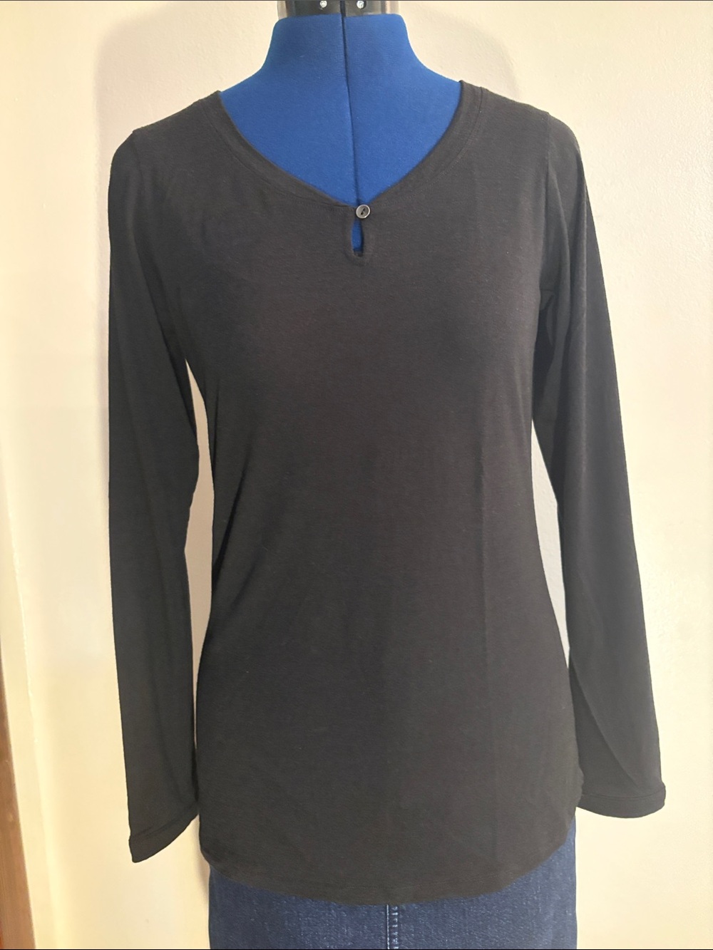 Ibex scoopneck Henley- merino and silk